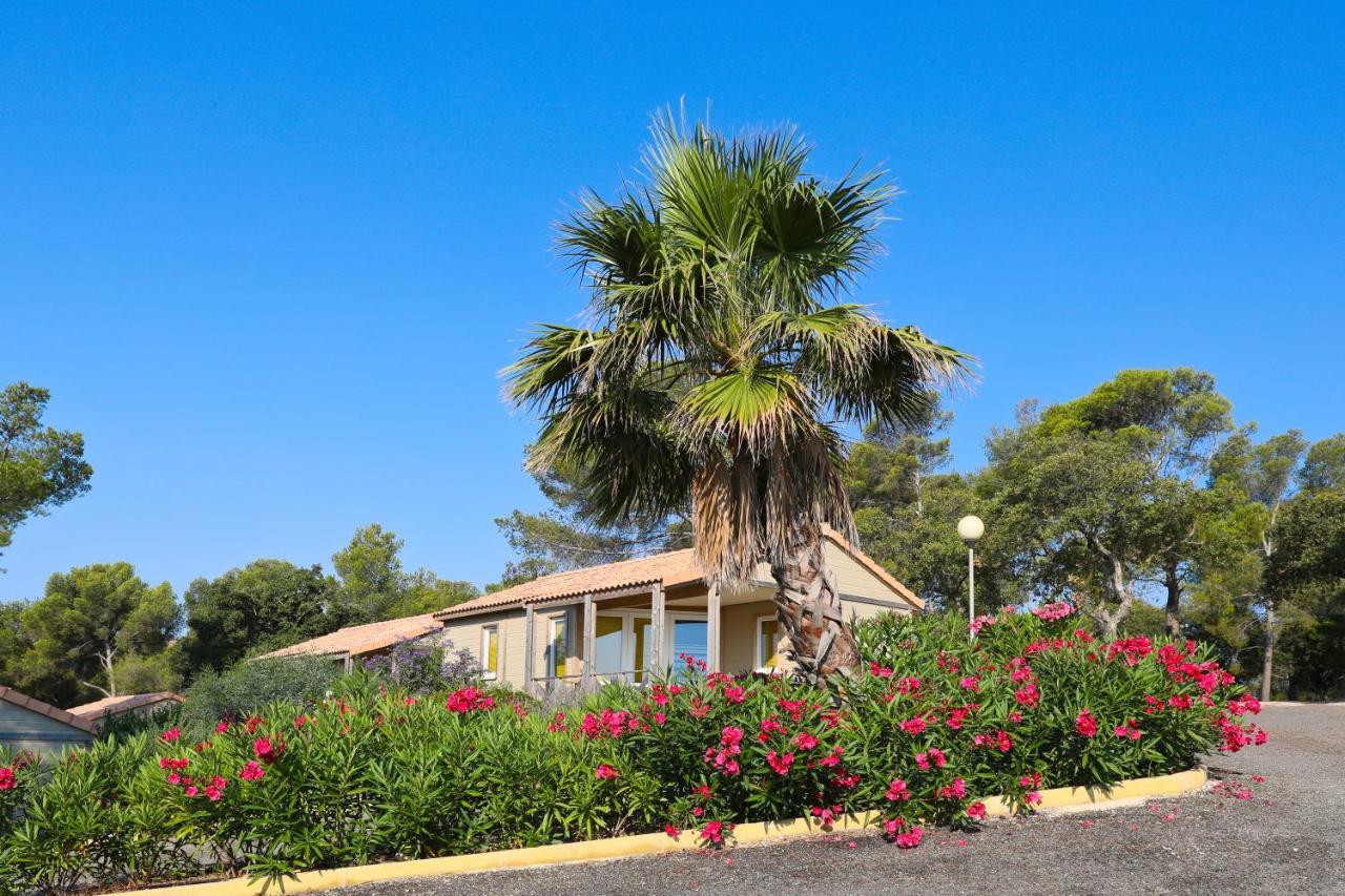 Camping Le Camp Du Domaine Bormes-les-Mimosas Exterior foto